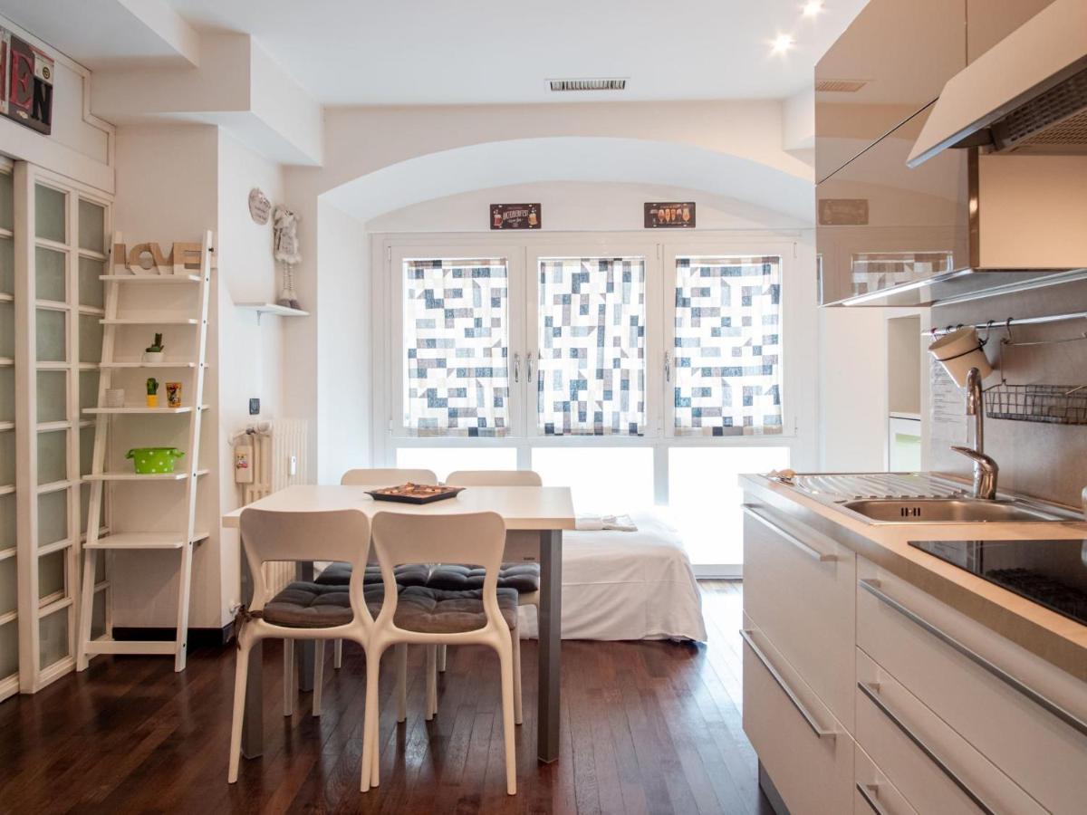 Modern Duomo Apartment Milano Eksteriør billede